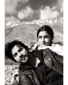 Alia Bhatt, Varun Dhawan wrap up Kalank with a picture from the mountains. Is this the film’s first look?